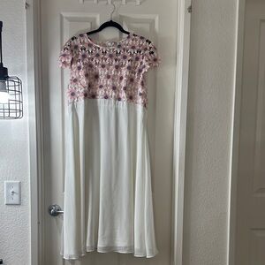 Chi Chi London Maternity Dress in Ivory with Pink Floral Lace